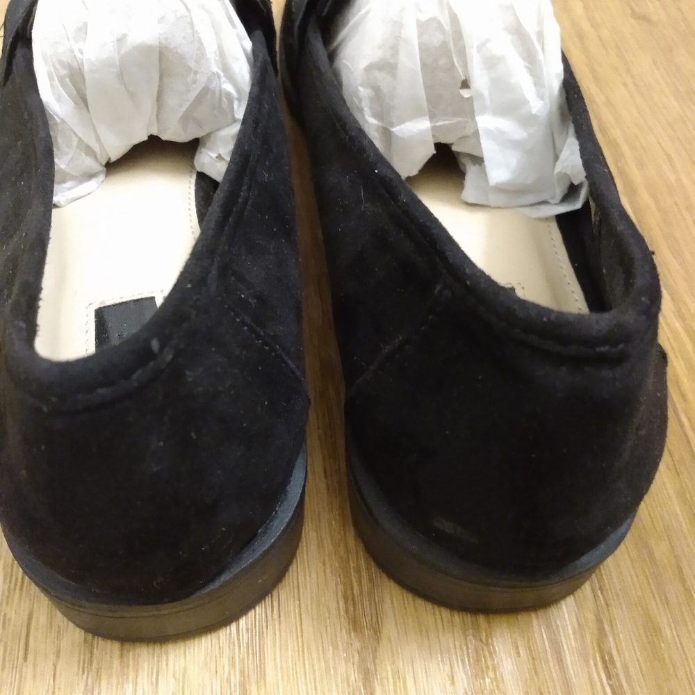 Shoes - Picture 5 of 5